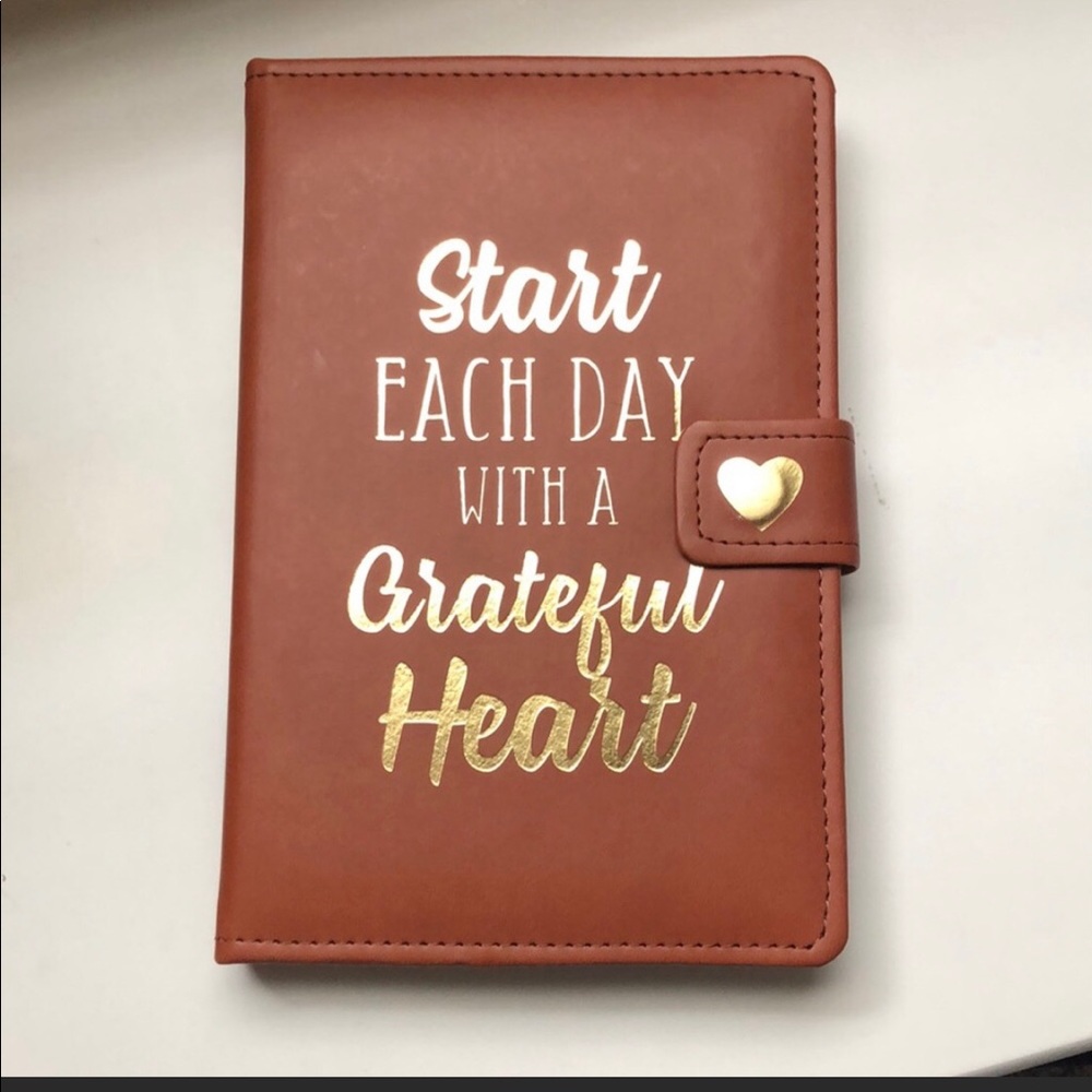 New Brown Grateful Heart Blank Lined Page Journal